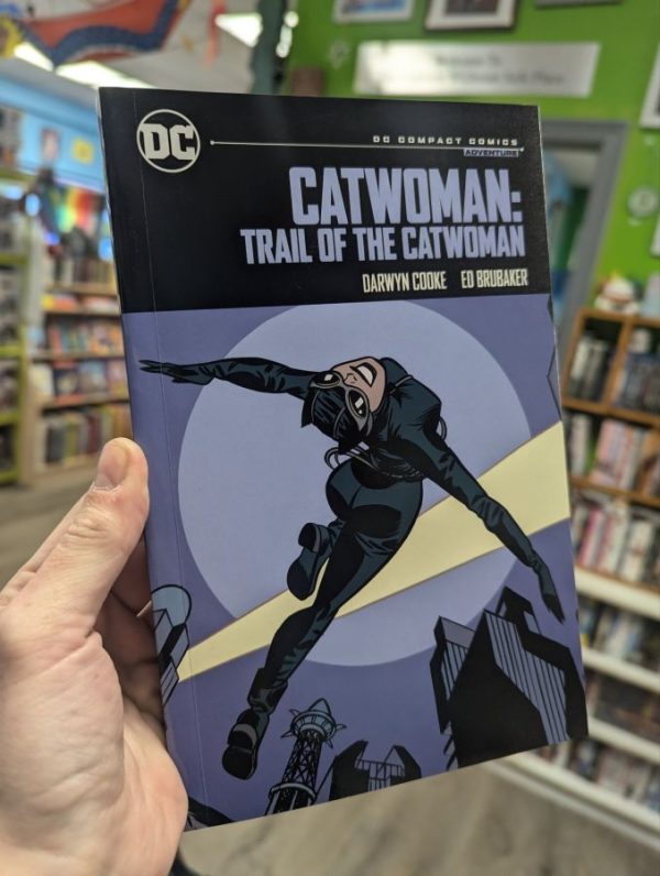 Catwoman: Trial of the Catwoman
DC Compact paperback edition