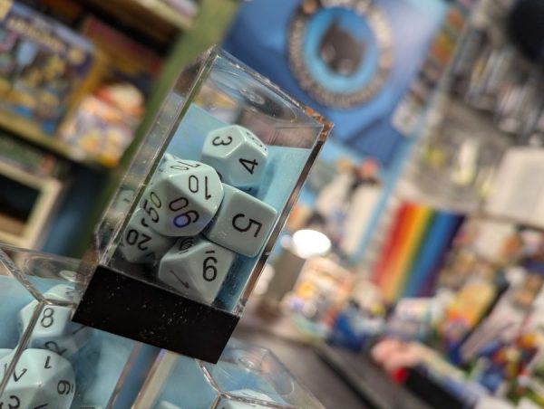 7 Piece Dice Set - Pastel Blue 
(Chessex)