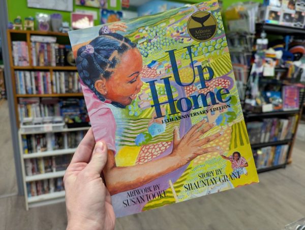 Up Home 
Apples and Butterflies 
by Shauntay Grant and Susan Tooke